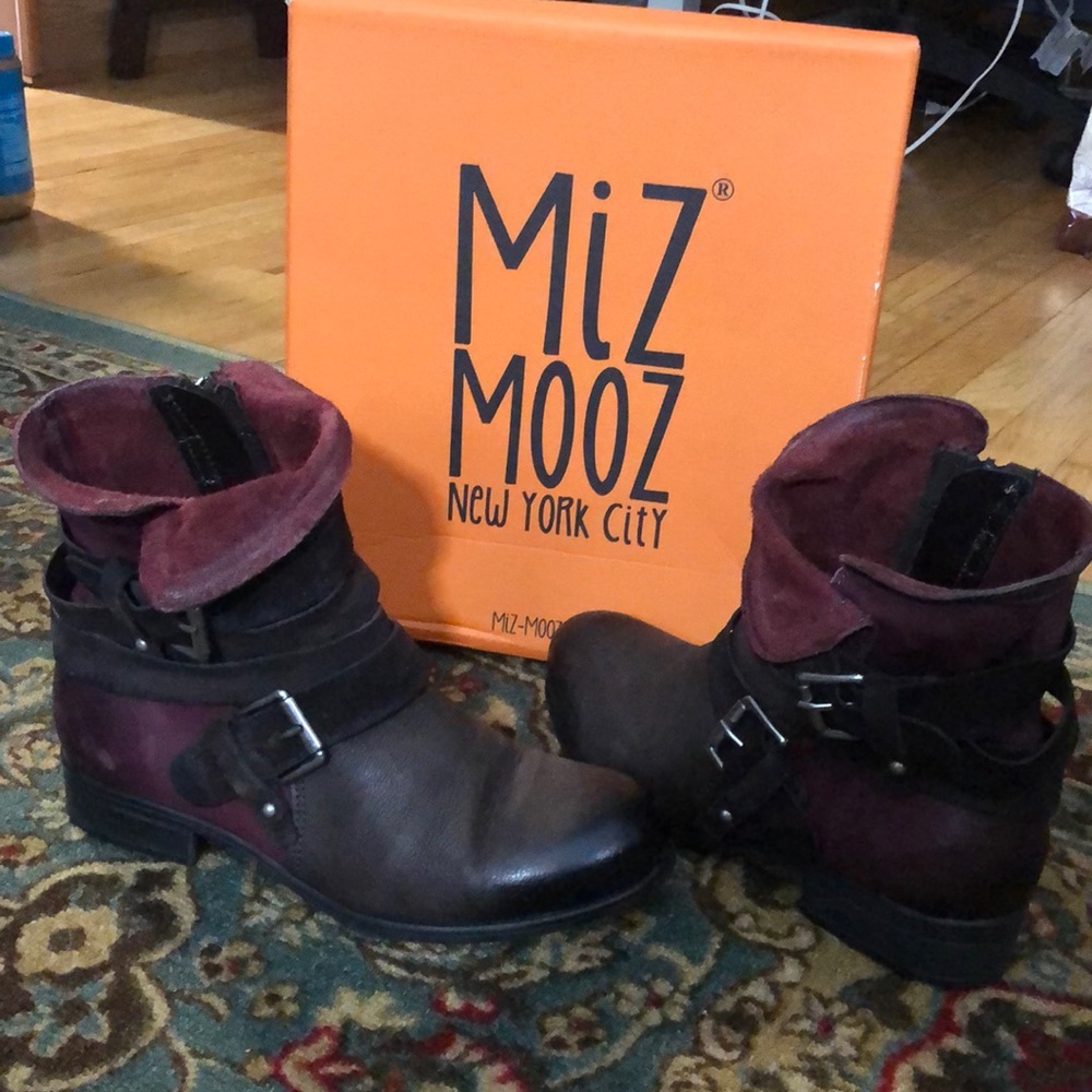 Miz Mooz fashion boots only worn one time.